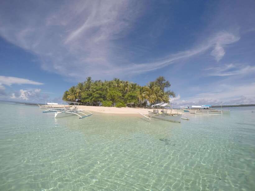 Siargao Island Hopping: Tri Island Tour - Shared and Private - The guide and group style
