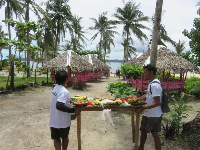 Siargao Island Hopping: Tri Island Tour - Shared and Private - Who should book this island day?