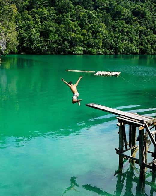 Siargao:Lagoon,Cave Rock Pool, w/Lunch & Transfer - Lunch on the Circumferential Road