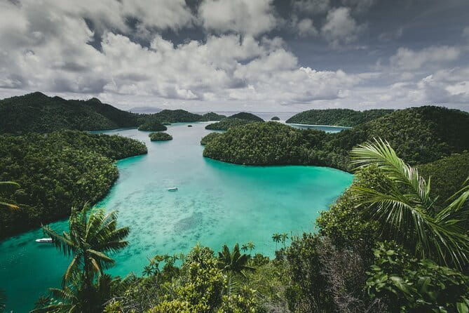 Siargao Private Sohoton Bucas Grande Tour with Lunch - Hagukan Cave and the tide-dependent entrance
