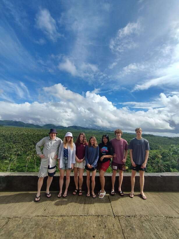 SIARGAO: Tri Island Tour & Land Tour 2 Days Tour - Transport, timing, and group setup