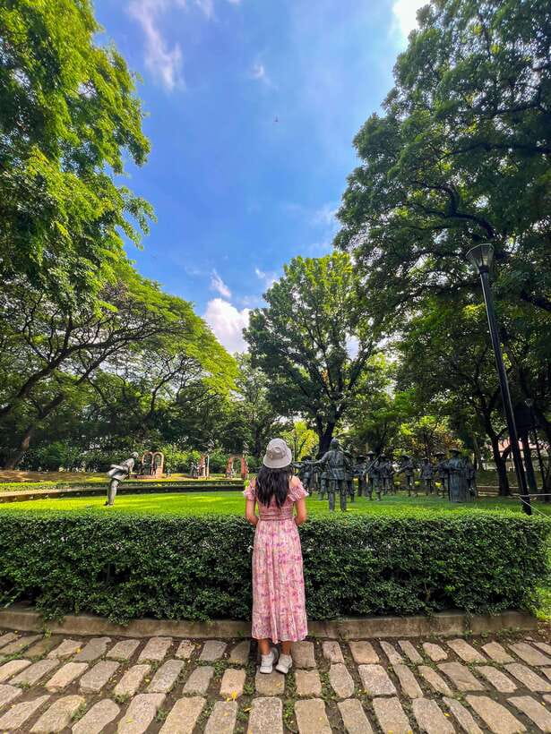 Solo Traveler Friendly Manila Walk w/ Mobile Photography - Three National Museums, three different experiences