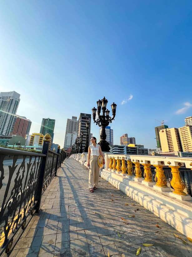 Solo Traveler Friendly Manila Walk w/ Mobile Photography - Price, pace, and what the $45 includes