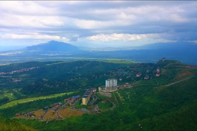 Spectacular Manila to Tagaytay: Full-Day Sightseeing Tour - Food stops, lunch, and the real cost of the day