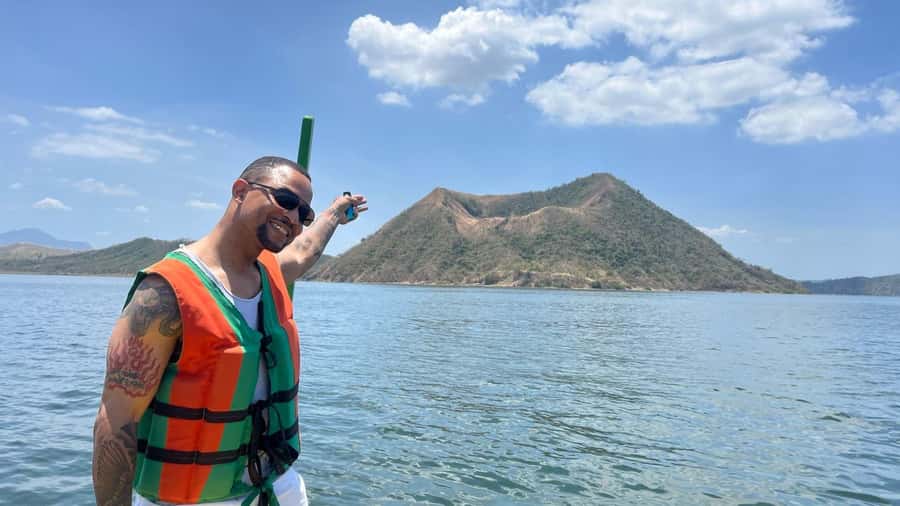 Taal Volcano Lake ( Boating around the lake ) - What the volcanic scenery means