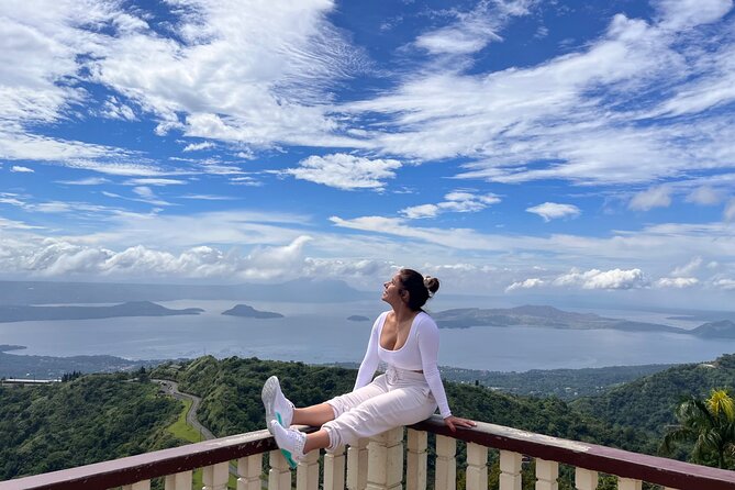 Tagaytay Day Tour sightseeing with Panoramic Taal volcano view - The private car makes the distance easier