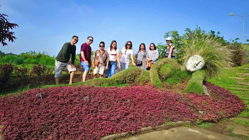 Tagaytay: Taal Volcano Tagaytay Private Tour w/Jeepney Ride - Picnic Grove and Tagaytay ridge views