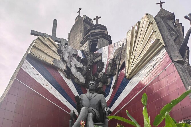 The Original Cebu City Historical and Food Walking Tour - Magellan’s Cross beside Plaza Sugbo