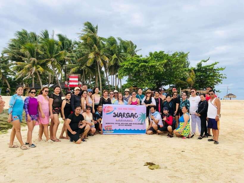 Tri island tour: Naked Island, Daku Island and Guyman Island - Why this Siargao island tour works well for first-time visitors