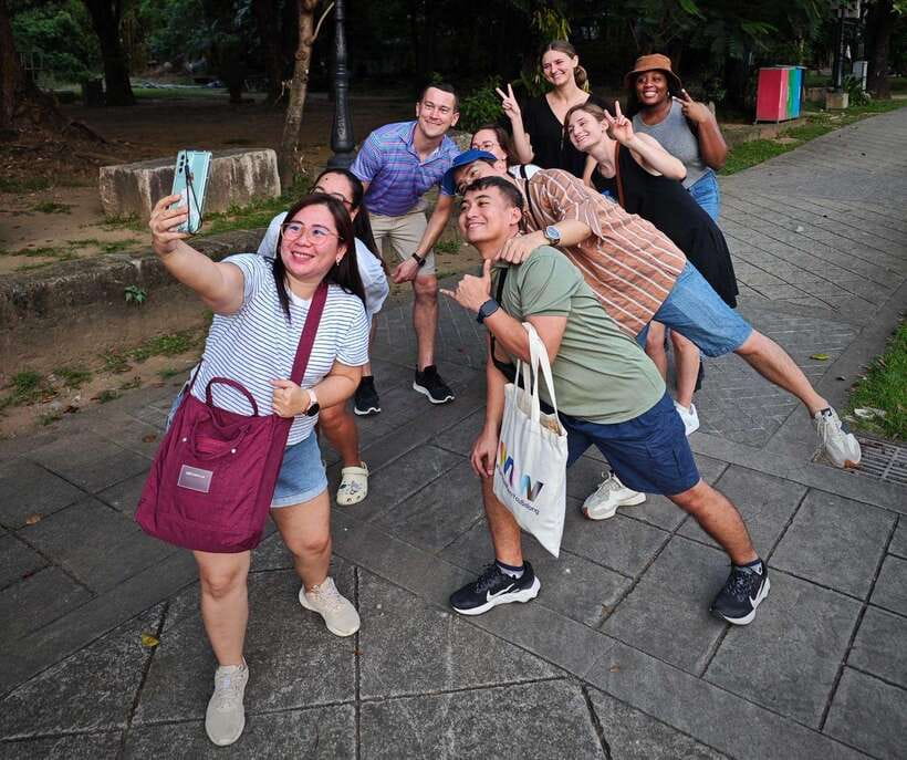 Viva Old Manila: Intramuros Walking Tour - Manila Cathedral in a focused 15 minutes